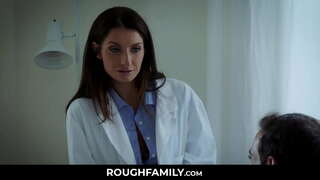 ̋�비아 세이지는 아들의 수탉 발기를 검사합니다