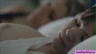 ̕�리슨 레이 애슐리 화재와 함께 그리고 그들은 그들의 음부를 핥는 것을 즐긴다