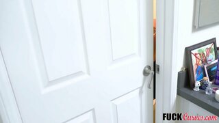 ���र पर रहने का तरीका - रेबेका